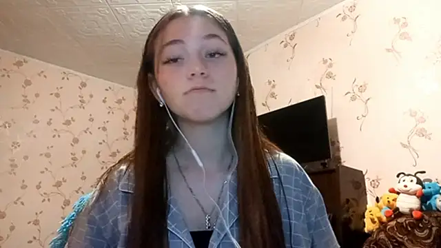 Snapshot of Sophiecuttie chatting on September 14, 2025, 2:28 pm Sophiecuttie online show from September 14, 2025, 2:28 pm