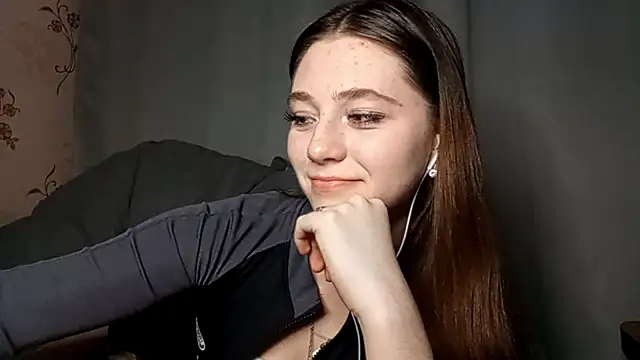 Snapshot of Sophiecuttie chatting on October 9, 2025, 3:34 pm Sophiecuttie online show from October 9, 2025, 3:34 pm