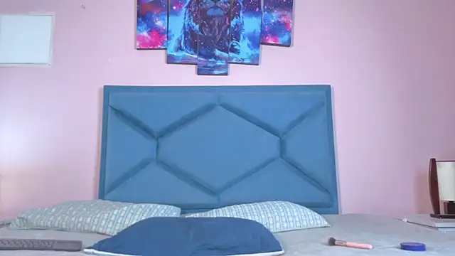 LunnaSmith online show from November 7, 2025, 9:08 pm