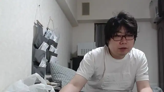 raterate555 online show from April 14, 2026, 8:41 am