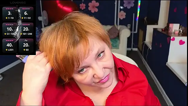 Snapshot of Kira_Kenett chatting on April 6, 2026, 3:24 pm Kira Kenett online show from April 6, 2026, 3:24 pm