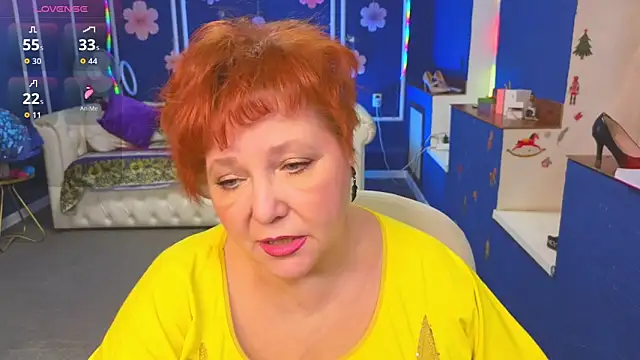 Snapshot of Kira_Kenett chatting on February 3, 2026, 7:13 am Kira Kenett online show from February 3, 2026, 7:13 am