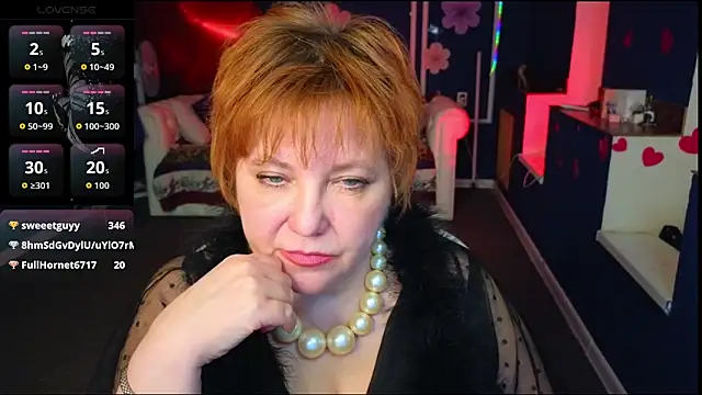 Snapshot of Kira_Kenett chatting on April 15, 2026, 7:58 pm Kira Kenett online show from April 15, 2026, 7:58 pm