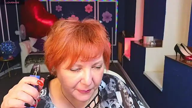 Snapshot of Kira_Kenett chatting on April 23, 2026, 5:25 pm Kira Kenett online show from April 23, 2026, 5:25 pm