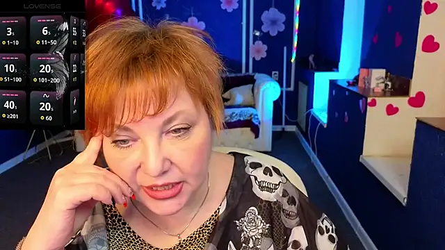 Snapshot of Kira_Kenett chatting on April 9, 2026, 4:35 pm Kira Kenett online show from April 9, 2026, 4:35 pm