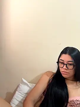 Alexa69xx online show from October 28, 2025, 4:28 pm