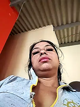 Snapshot of AnggelicaSwan21 chatting on September 23, 2025, 3:30 pm AnggelicaSwan21 online show from September 23, 2025, 3:30 pm