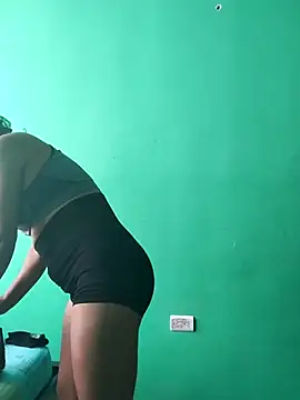 Snapshot of AnggelicaSwan21 chatting on October 8, 2025, 1:45 pm AnggelicaSwan21 online show from October 8, 2025, 1:45 pm