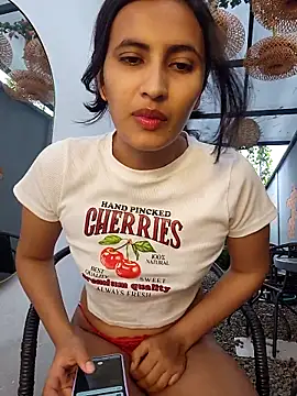 Rumy 2005 online show from September 15, 2025, 12:49 pm