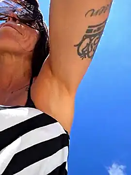 sexy7883 online show from September 21, 2025, 11:04 am