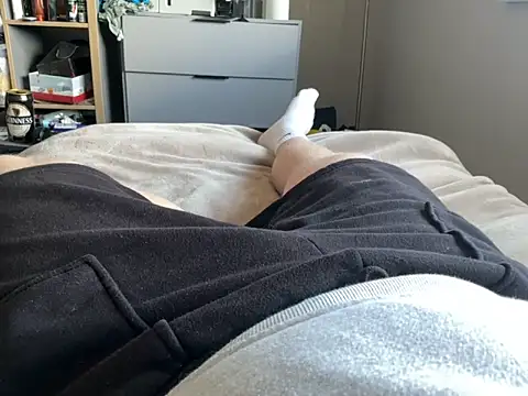 NathNaughtyy online show from April 5, 2026, 12:56 pm