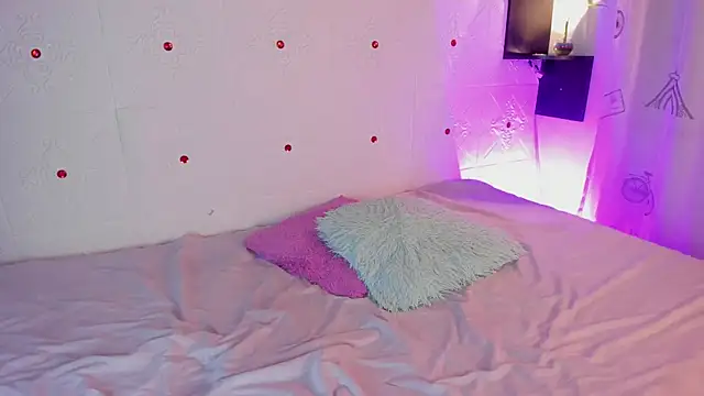 LolaXXXperience online show from September 19, 2025, 11:14 am