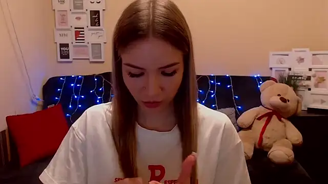 Snapshot of aSingleOne chatting on February 15, 2026, 4:06 pm aSingleOne online show from February 15, 2026, 4:06 pm