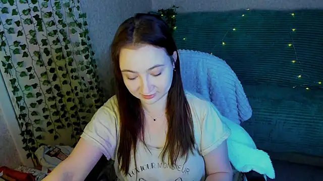 Snapshot of Micky_Wood chatting on June 29, 2026, 5:56 pm Micky Wood online show from June 29, 2026, 5:56 pm