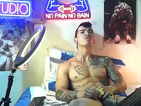 Strongcockfitness online show from October 3, 2025, 12:50 pm