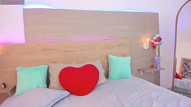 Snapshot of GinebraBrown chatting on February 19, 2026, 6:38 pm GinebraBrown online show from February 19, 2026, 6:38 pm