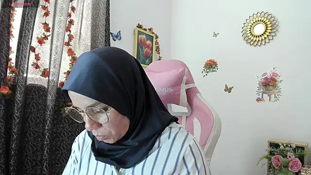 Snapshot of dalila_kemur chatting on May 26, 2026, 3:32 pm dalila kemur online show from May 26, 2026, 3:32 pm