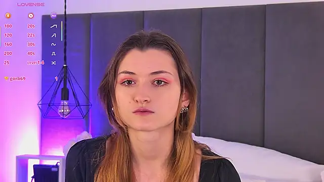 Snapshot of LillySvon chatting on January 16, 2026, 4:33 pm LillySvon online show from January 16, 2026, 4:33 pm