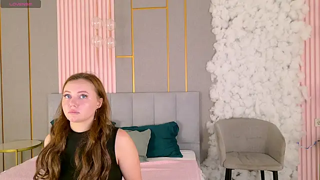 AnnySue  online show from September 11, 2025, 5:40 am