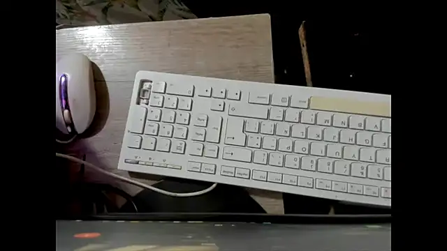 megan doll2123 online show from March 4, 2026, 9:22 pm