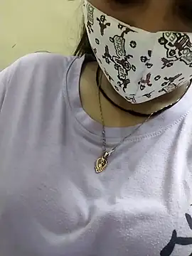 Sex Queen aaraya online show from September 15, 2025, 4:40 pm