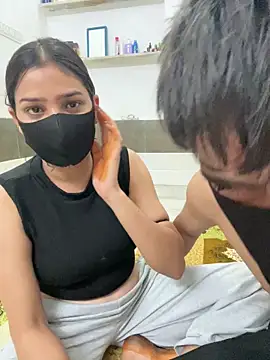 Sex Queen aaraya online show from May 6, 2026, 6:01 pm