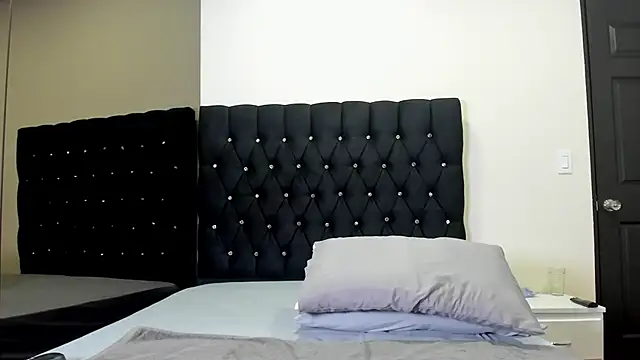 Snapshot of AngelynaW chatting on September 10, 2025, 11:09 am AngelynaW online show from September 10, 2025, 11:09 am