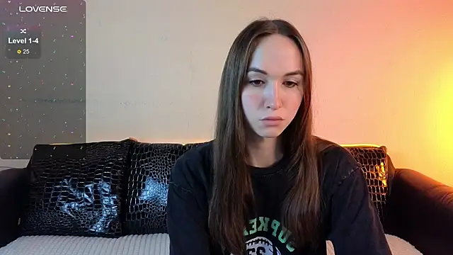 Snapshot of Angeel_Kate chatting on October 4, 2025, 11:23 am Angeel Kate online show from October 4, 2025, 11:23 am