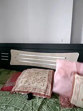 Deepa Sharma143 online show from September 20, 2025, 1:32 am