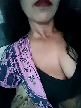 Deepa Sharma143 online show from September 19, 2025, 1:42 am