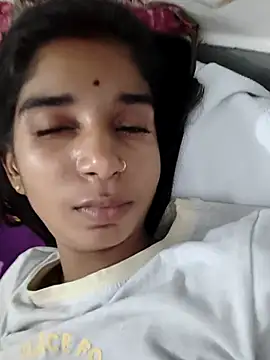 Hot-Soniya2 online show from September 28, 2025, 9:55 pm