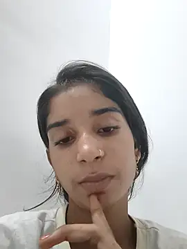 Hot-Soniya2 online show from September 28, 2025, 9:16 am