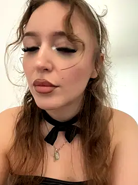 GermanCocoo online show from September 14, 2025, 7:20 am