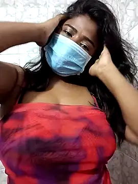 Snapshot of HAANNIAA chatting on November 2, 2025, 3:39 pm HAANNIAA online show from November 2, 2025, 3:39 pm