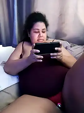 xlatinastar online show from September 30, 2025, 4:57 pm