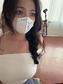 xiongmaobb online show from November 15, 2025, 6:06 am