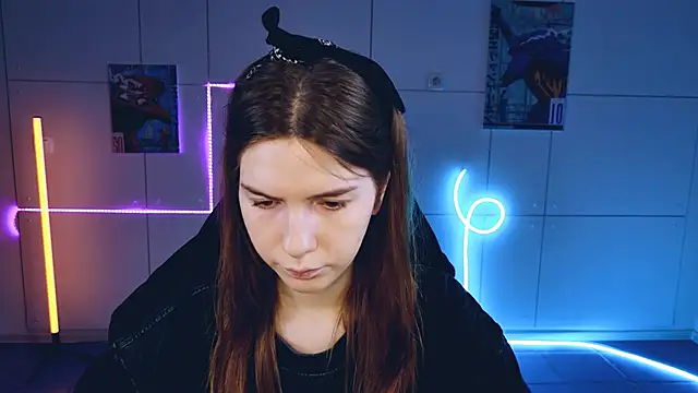 AliceCUNTach online show from September 23, 2025, 5:14 am