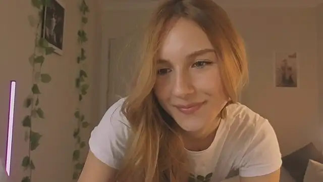 Snapshot of Vegas_V chatting on September 21, 2025, 3:17 pm Vegas V online show from September 21, 2025, 3:17 pm