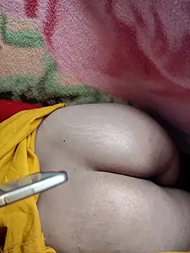 Snapshot of Hot_lali_555 chatting on November 12, 2025, 3:27 pm Hot lali 555 online show from November 12, 2025, 3:27 pm