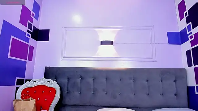 Snapshot of caroliine_fox__ chatting on October 18, 2025, 3:19 am caroliine fox online show from October 18, 2025, 3:19 am