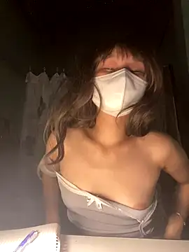 Fin-xinh18 online show from November 11, 2025, 3:40 pm