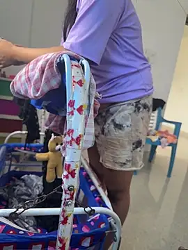 Snapshot of nishababybaby chatting on September 23, 2025, 5:36 am nishababybaby online show from September 23, 2025, 5:36 am