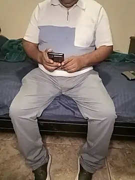 Snapshot of HomHot47 chatting on February 15, 2026, 4:46 am HomHot47 online show from February 15, 2026, 4:46 am