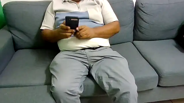 HomHot47 online show from January 6, 2026, 2:48 am