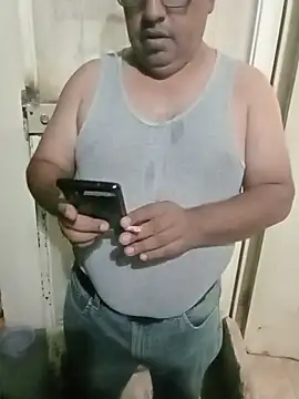 Snapshot of HomHot47 chatting on February 9, 2026, 5:05 am HomHot47 online show from February 9, 2026, 5:05 am