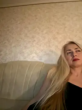 Nikihot   online show from September 22, 2025, 9:54 pm