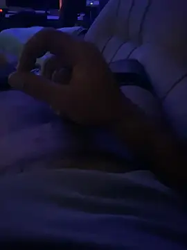 ahmad24sh online show from November 22, 2025, 2:43 am