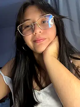 Angeldusttt online show from September 11, 2025, 6:08 pm