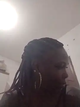 Snapshot of Morena_2021 chatting on December 21, 2025, 11:16 pm Morena 2021 online show from December 21, 2025, 11:16 pm