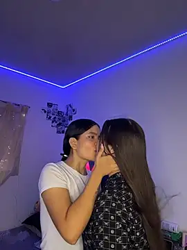 Ashley and Zoe online show from March 28, 2026, 4:19 pm